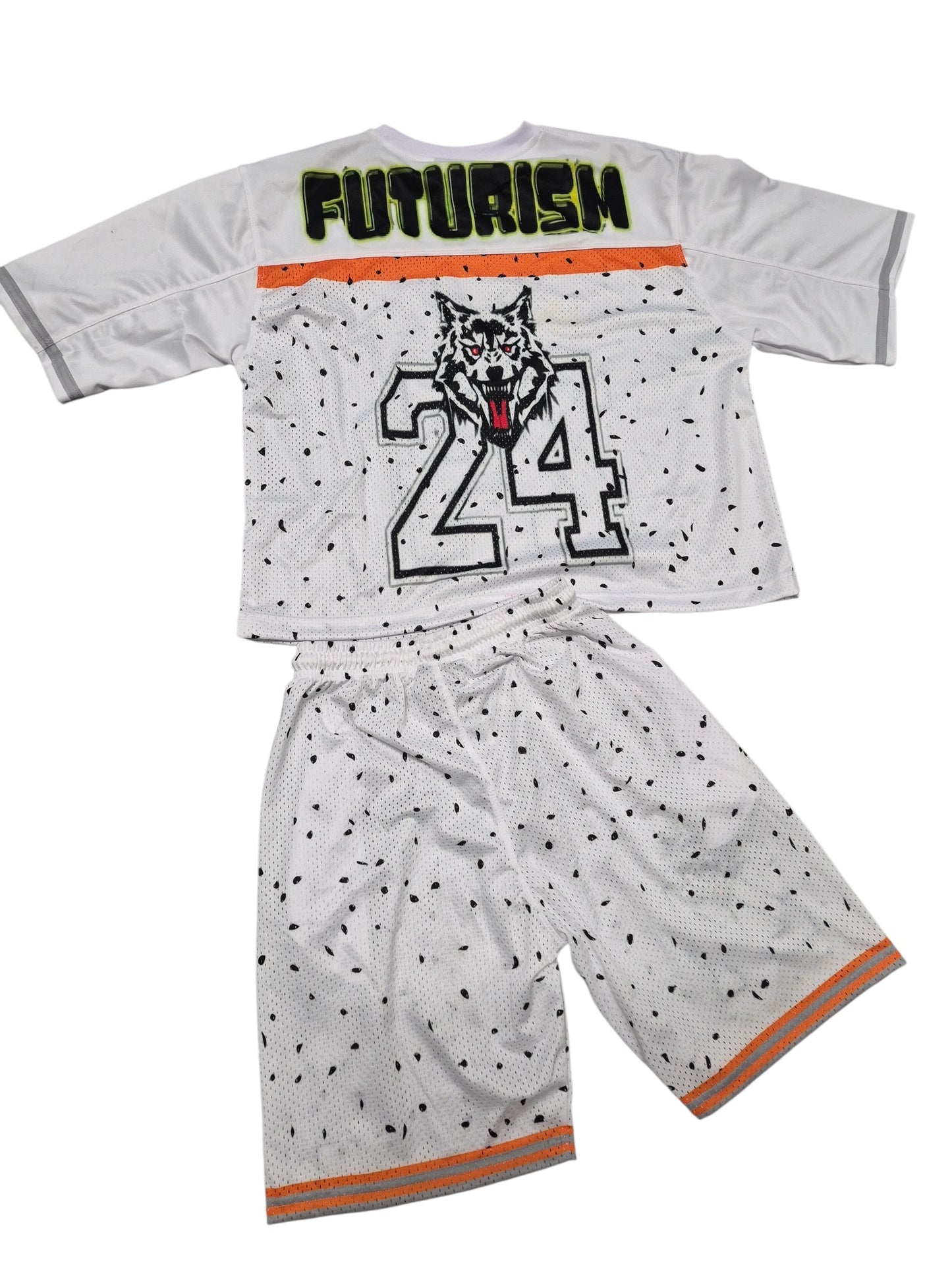 MTH 24 Wolf Design Sportswear Set